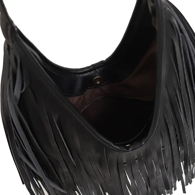 Oliv Shoulder Bag
