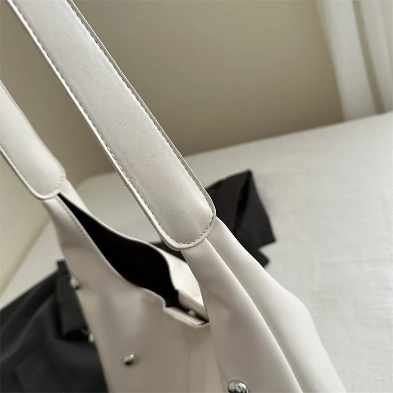 Willow Shoulder Bag